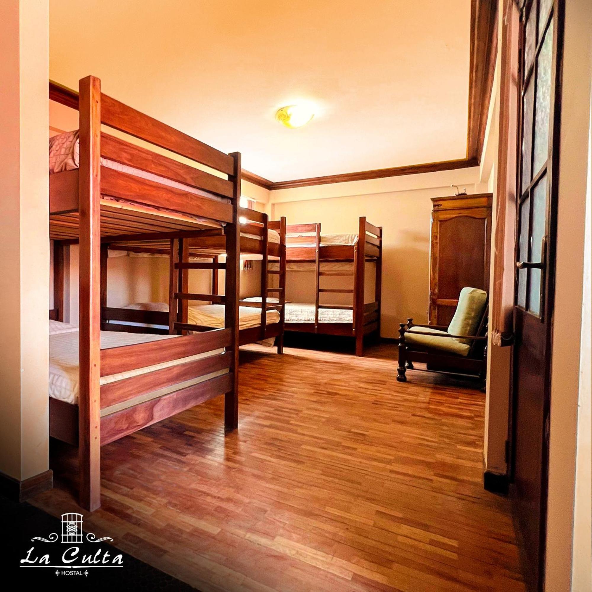 La Culta Centro Cultural Y Hostal Sucre Bagian luar foto