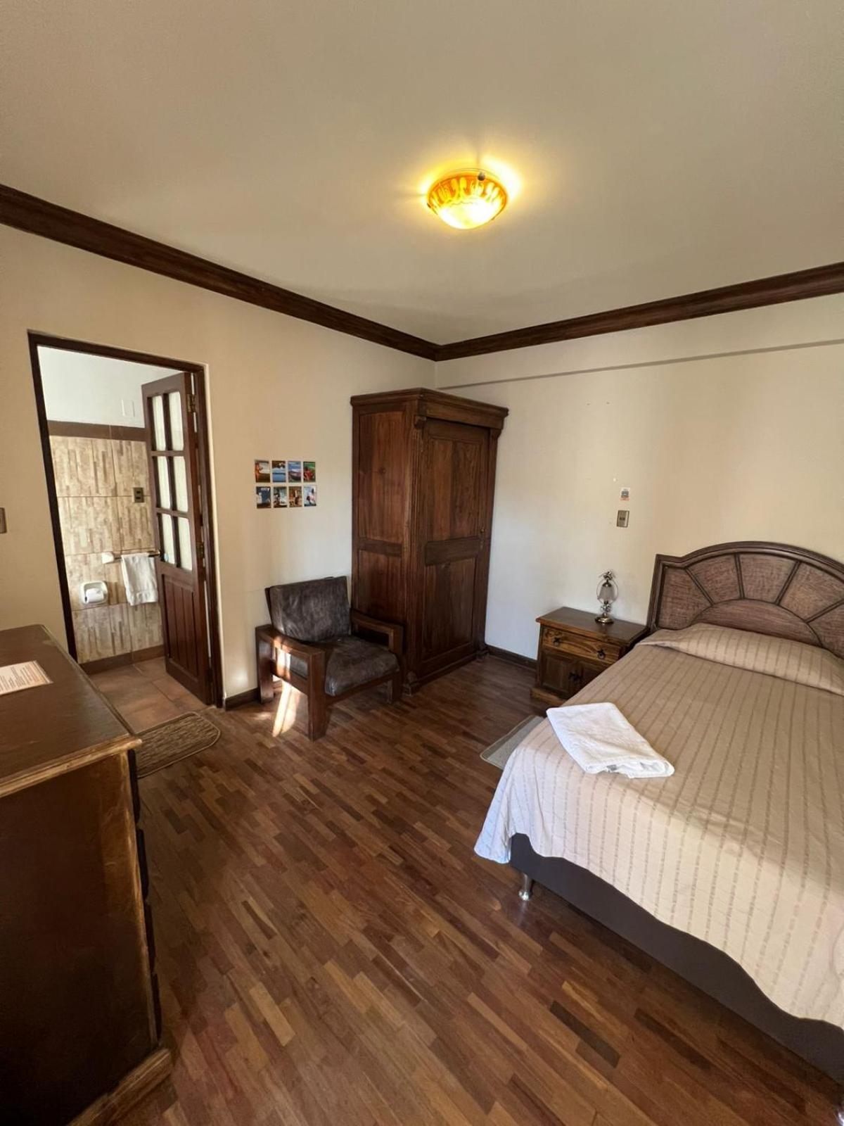 La Culta Centro Cultural Y Hostal Sucre Bagian luar foto